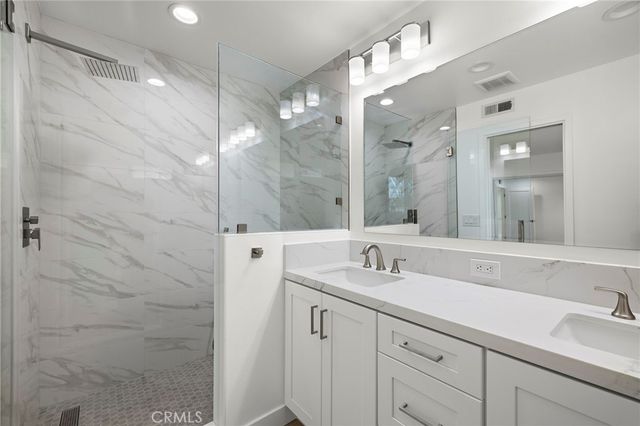 11692 Lampson Avenue, Garden Grove, CA 92840