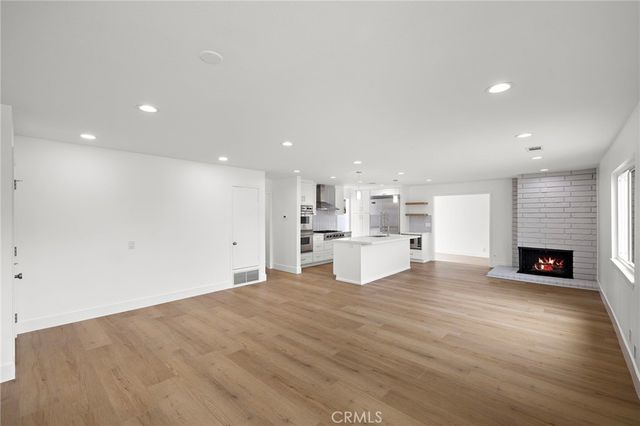 11692 Lampson Avenue, Garden Grove, CA 92840