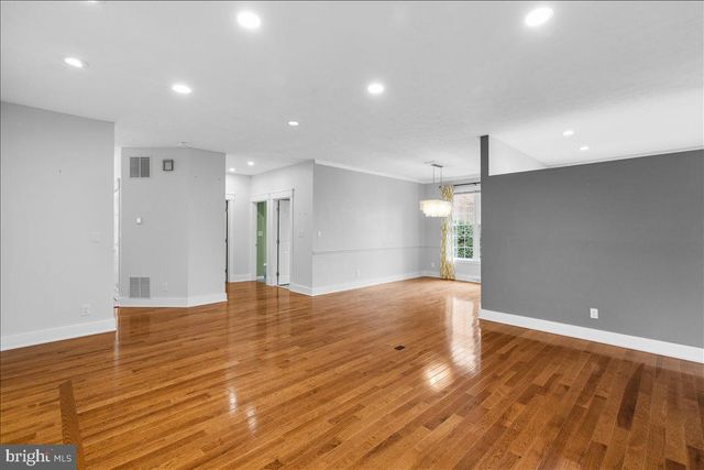 832 WINDER CT, Winchester, VA 22601