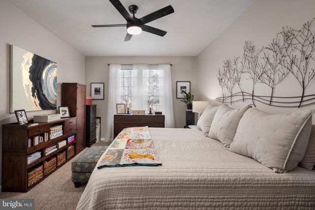 832 WINDER CT, Winchester, VA 22601