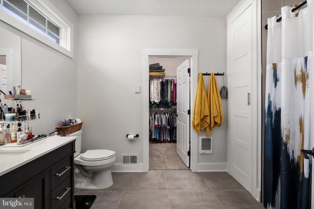 832 WINDER CT, Winchester, VA 22601