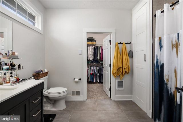 832 WINDER CT, Winchester, VA 22601