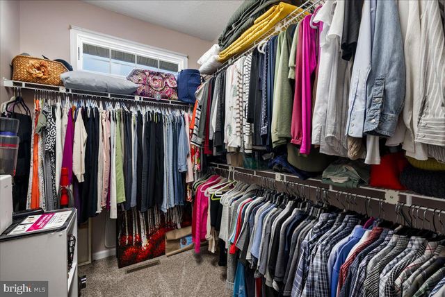 832 WINDER CT, Winchester, VA 22601