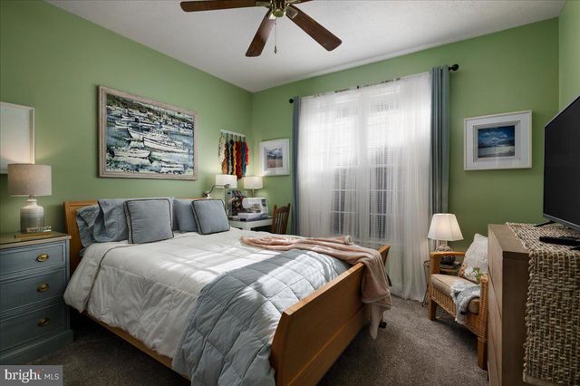 832 WINDER CT, Winchester, VA 22601