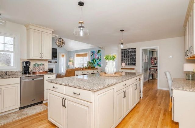 37 Ezras Way, Dover, NH 03820