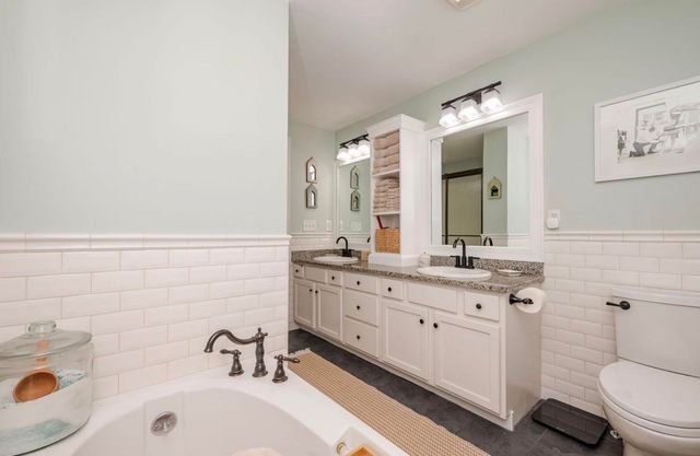 37 Ezras Way, Dover, NH 03820