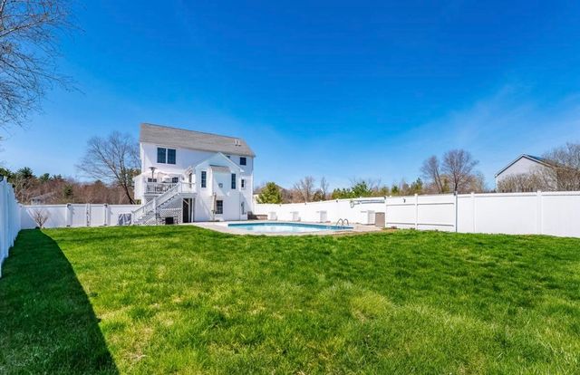 37 Ezras Way, Dover, NH 03820