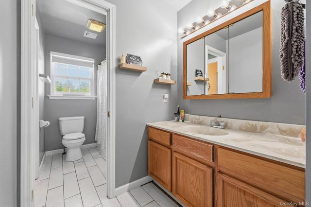 17 Princeton Drive, Walden, NY 12586