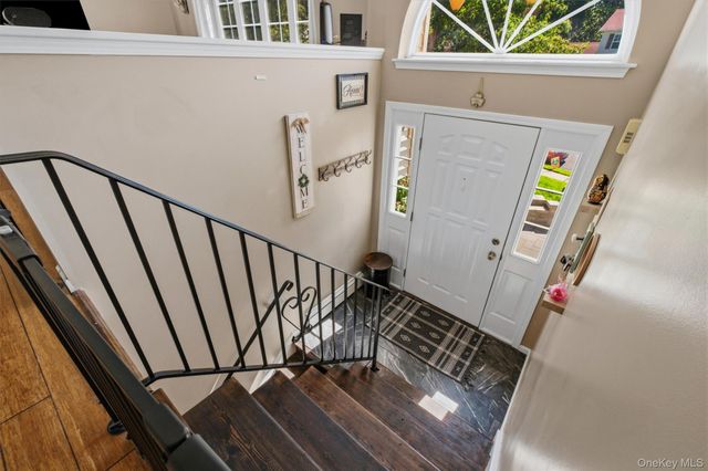 17 Princeton Drive, Walden, NY 12586