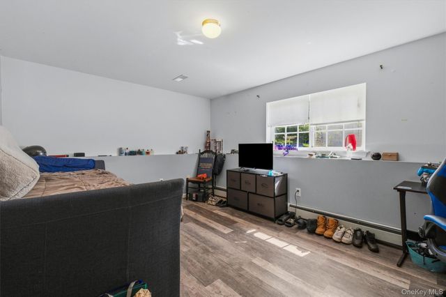 17 Princeton Drive, Walden, NY 12586