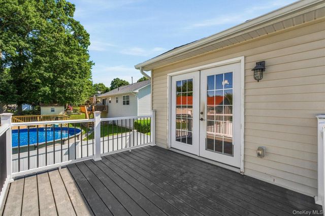 17 Princeton Drive, Walden, NY 12586