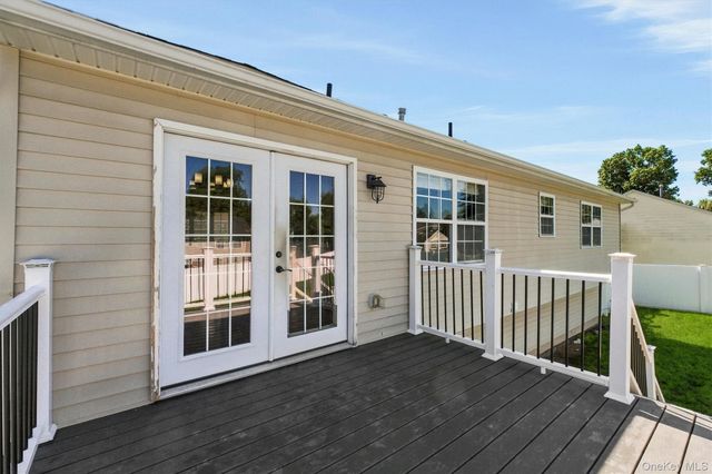17 Princeton Drive, Walden, NY 12586
