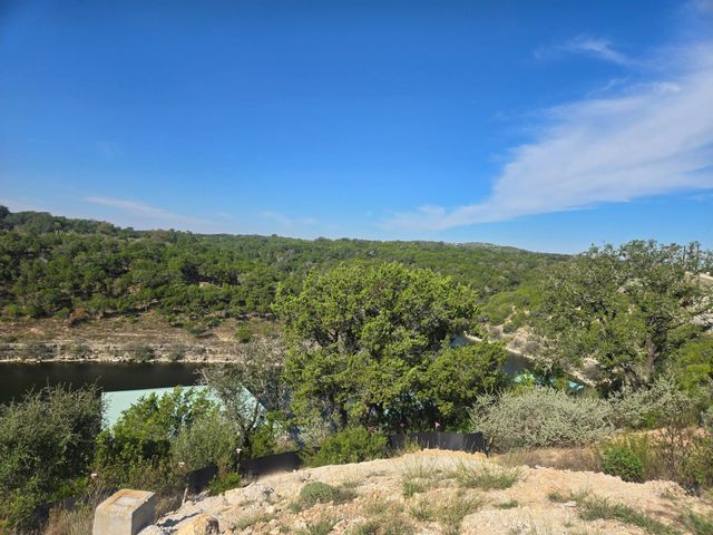 18101 Marshalls Point DR, Lago Vista, TX 78645