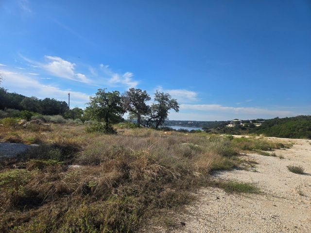 18101 Marshalls Point DR, Lago Vista, TX 78645