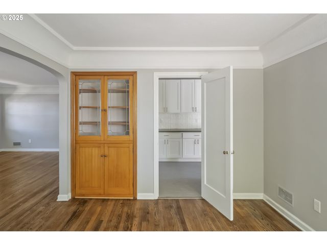 7434 N CHASE Ave N, Portland, OR 97217