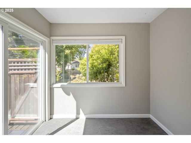 7434 N CHASE Ave N, Portland, OR 97217