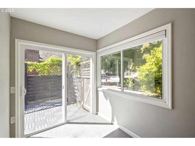 7434 N CHASE Ave N, Portland, OR 97217