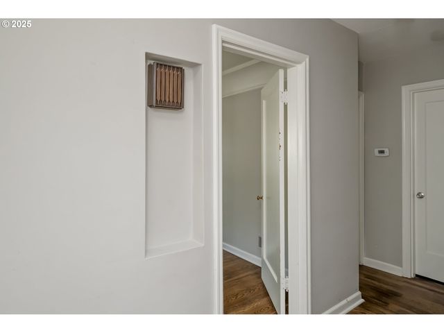 7434 N CHASE Ave N, Portland, OR 97217