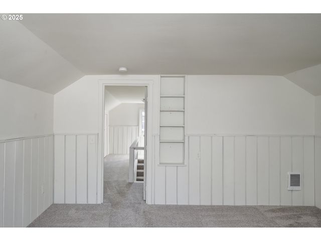 7434 N CHASE Ave N, Portland, OR 97217