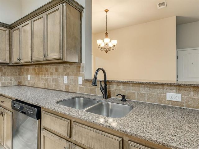 2817 NW 188th Street, Edmond, OK 73012