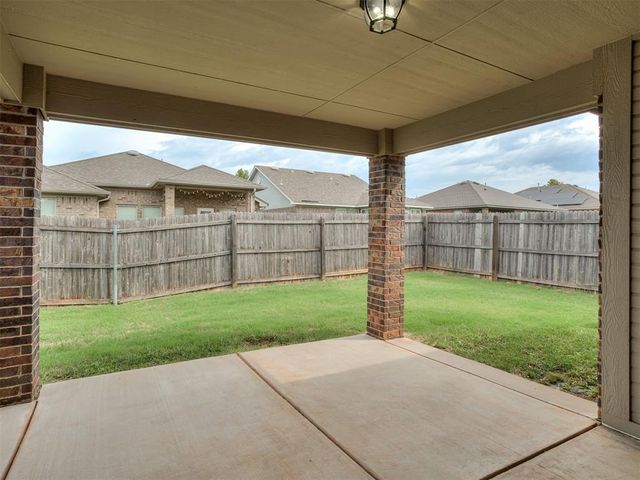2817 NW 188th Street, Edmond, OK 73012