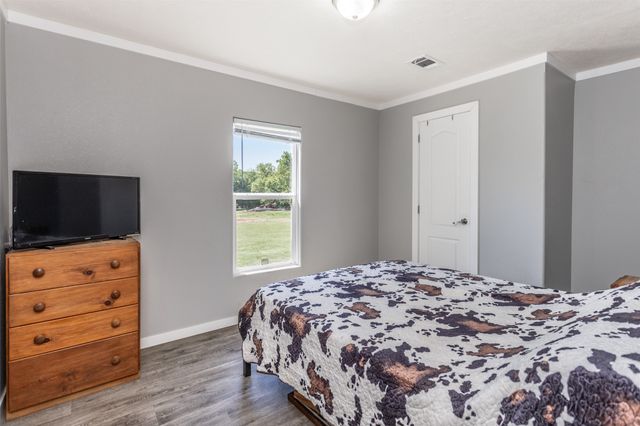 542 County Road 222, Gainesville, TX 76240