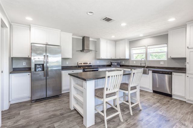 542 County Road 222, Gainesville, TX 76240
