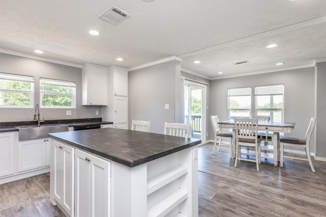 542 County Road 222, Gainesville, TX 76240