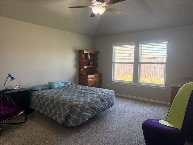 7513 Loyd Neal Dr, Corpus Christi, TX 78414