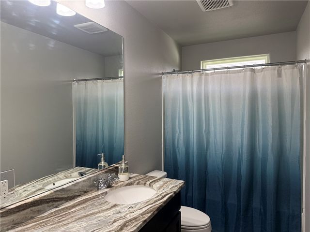 7513 Loyd Neal Dr, Corpus Christi, TX 78414