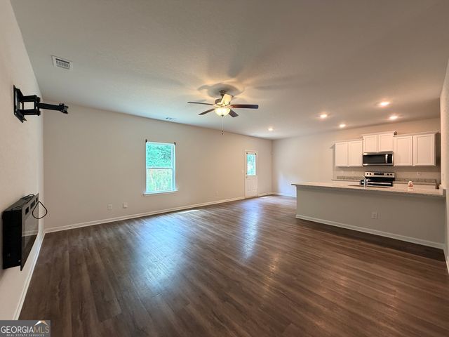 221 Limestone Circle, Conyers, GA 30013