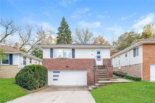 10808 Mountview Avenue, Garfield Heights, OH 44125
