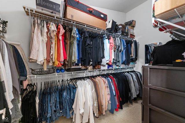 6231 Amber Creek Lane 310, Indianapolis, IN 46237