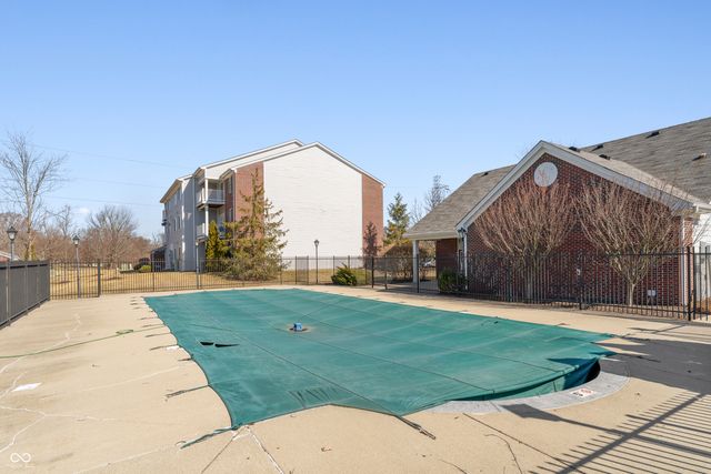 6231 Amber Creek Lane 310, Indianapolis, IN 46237
