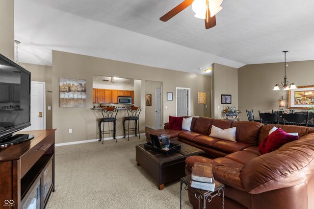 6231 Amber Creek Lane 310, Indianapolis, IN 46237