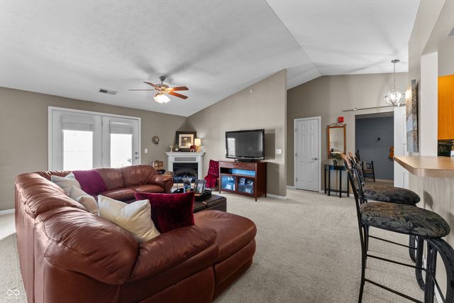 6231 Amber Creek Lane 310, Indianapolis, IN 46237