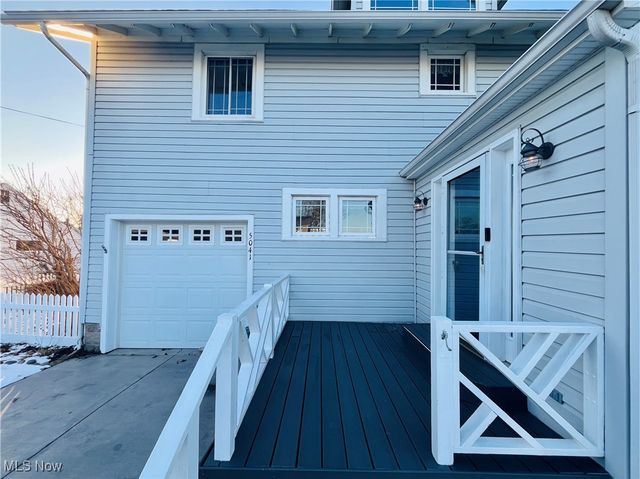 5041 N Warner Drive, Geneva On The Lake, OH 44041