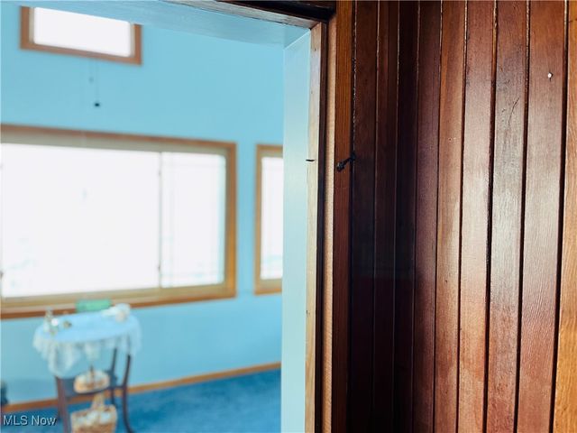 5041 N Warner Drive, Geneva On The Lake, OH 44041