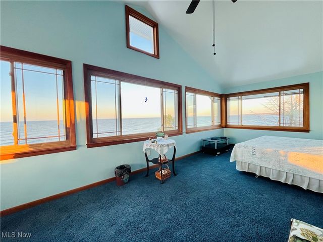 5041 N Warner Drive, Geneva On The Lake, OH 44041