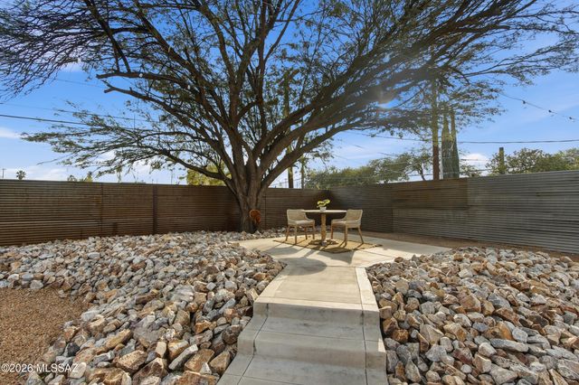 2208 E 19th Street, Tucson, AZ 85719