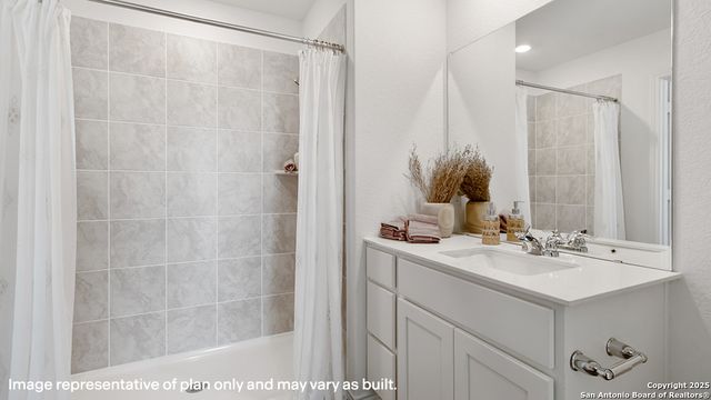 1407 Capitol Reef, Converse, TX 78109