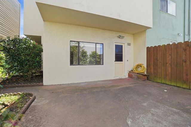 8 Pretor Way, San Francisco, CA 94112