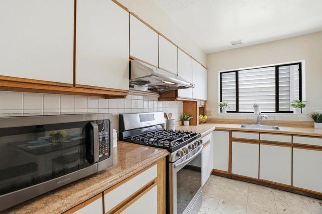 8 Pretor Way, San Francisco, CA 94112