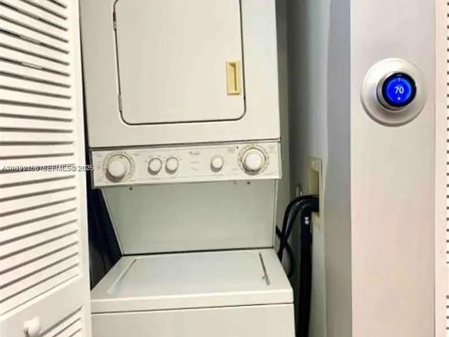 821 SW 2nd St 2, Miami, FL 33130