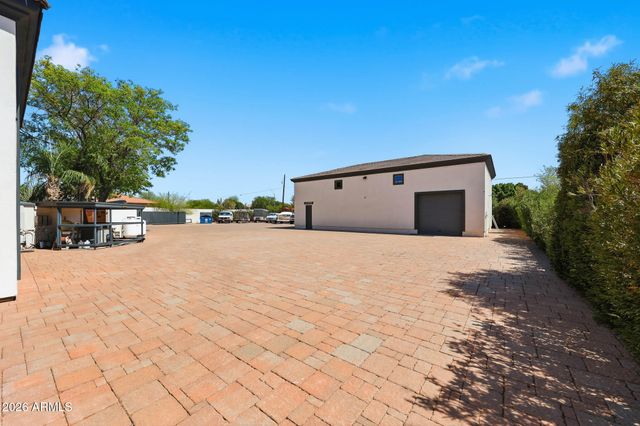 21906 N 86TH Avenue, Peoria, AZ 85383