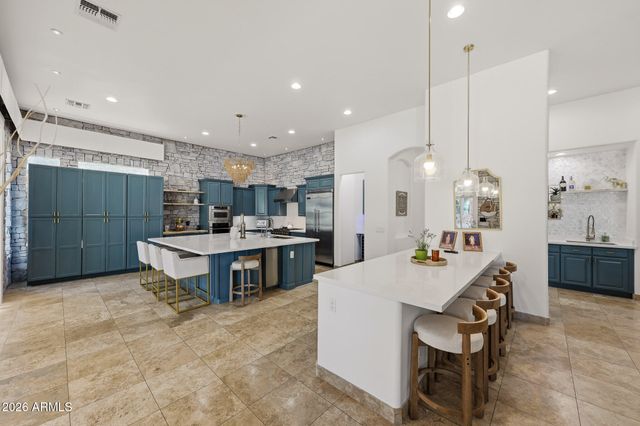 21906 N 86TH Avenue, Peoria, AZ 85383