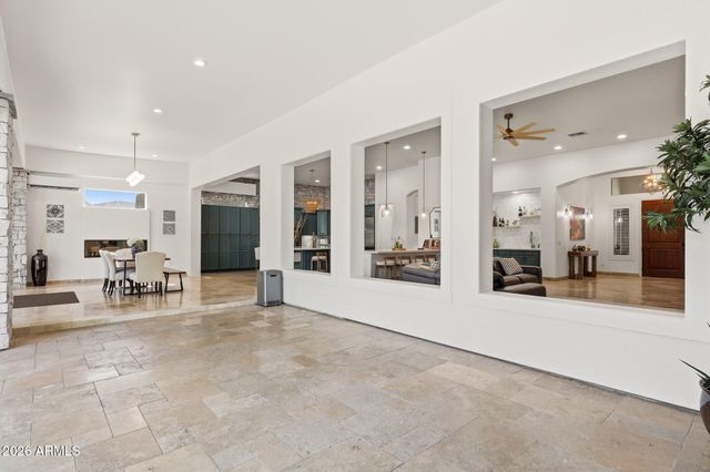 21906 N 86TH Avenue, Peoria, AZ 85383