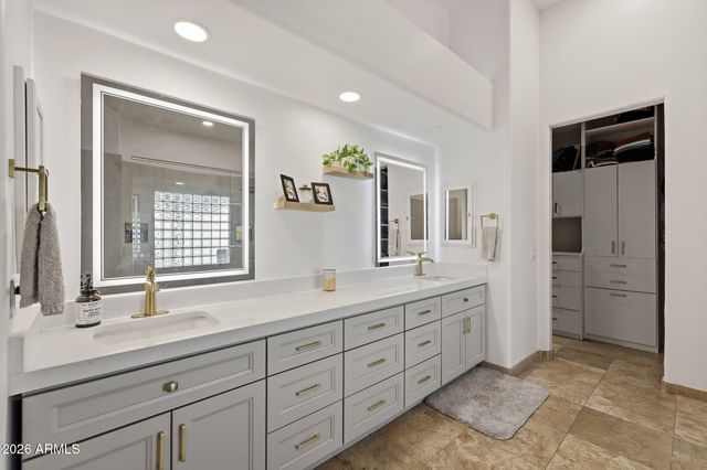 21906 N 86TH Avenue, Peoria, AZ 85383