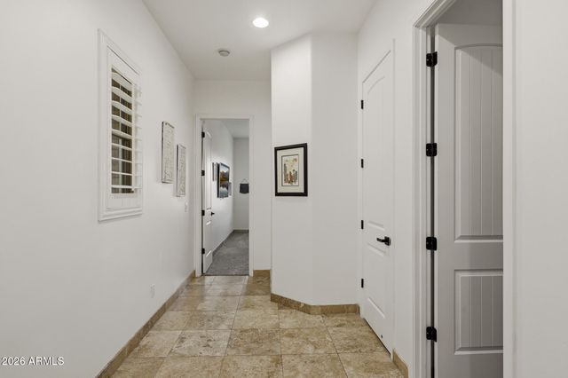 21906 N 86TH Avenue, Peoria, AZ 85383