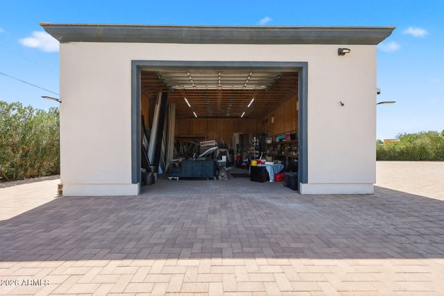 21906 N 86TH Avenue, Peoria, AZ 85383